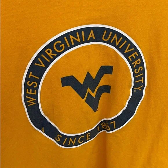West Virginia University Yellow T-Shirt Hanes Tshirt Size Large - Picture 3 of 6